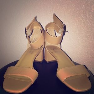 Franco Sarto Nude open toed Ronnie heels